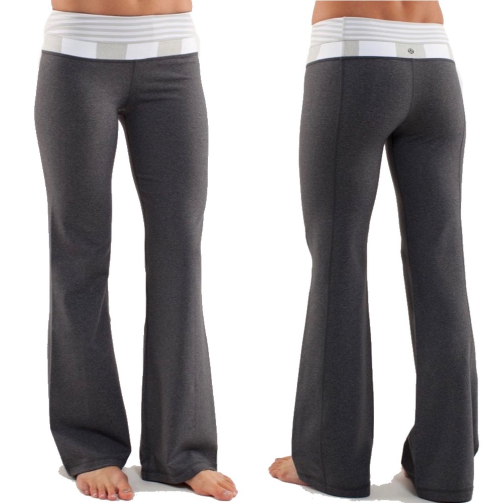 Lululemon • Coal Grey Multi Stripe Groove Legging